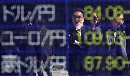 Japan's Nikkei closes at record high as tech earnings overshadow Mideast concerns