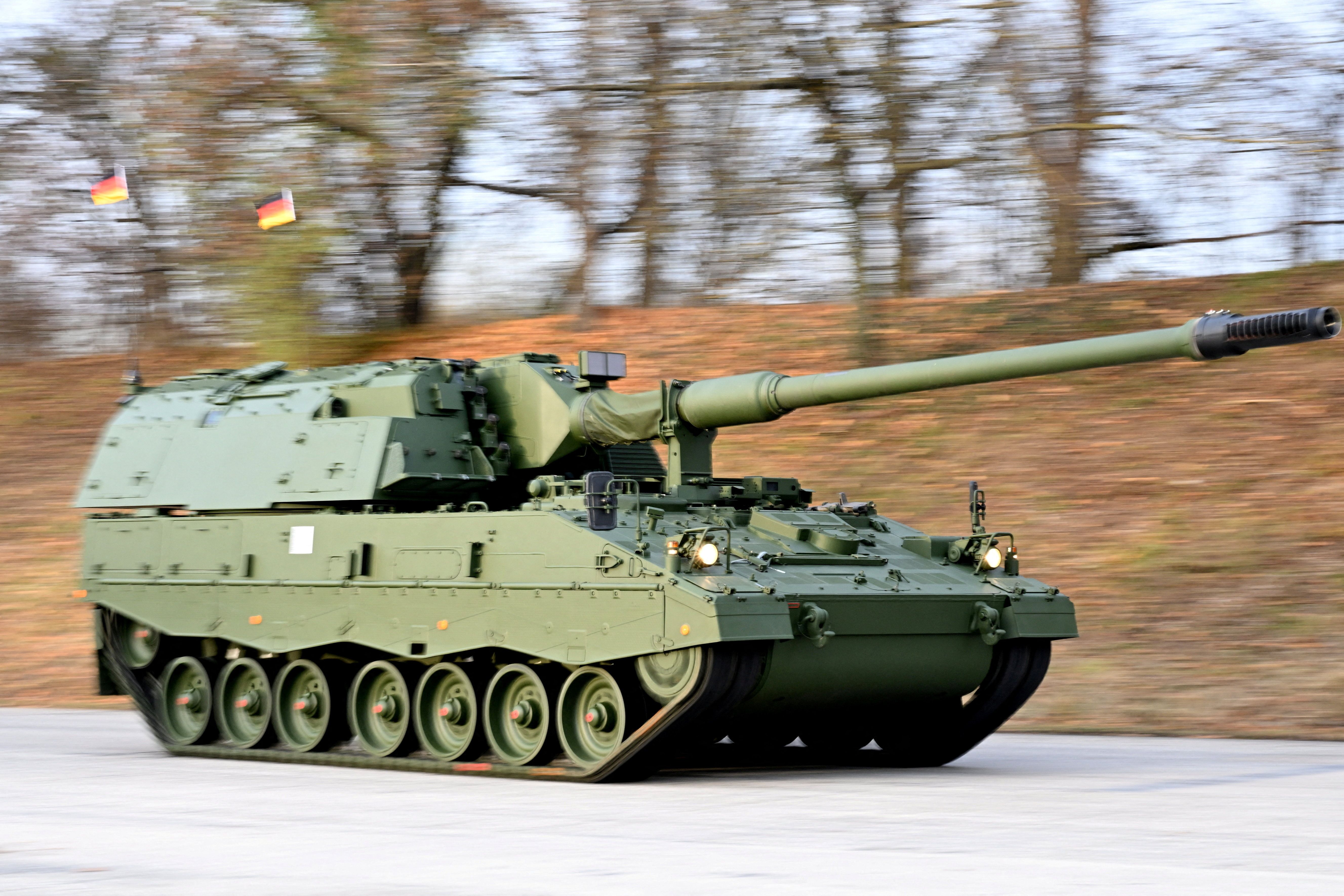 IPO of Leopard Tank Maker KNDS Must Ensure German-French Parity, IG Metall's Kerner Says
