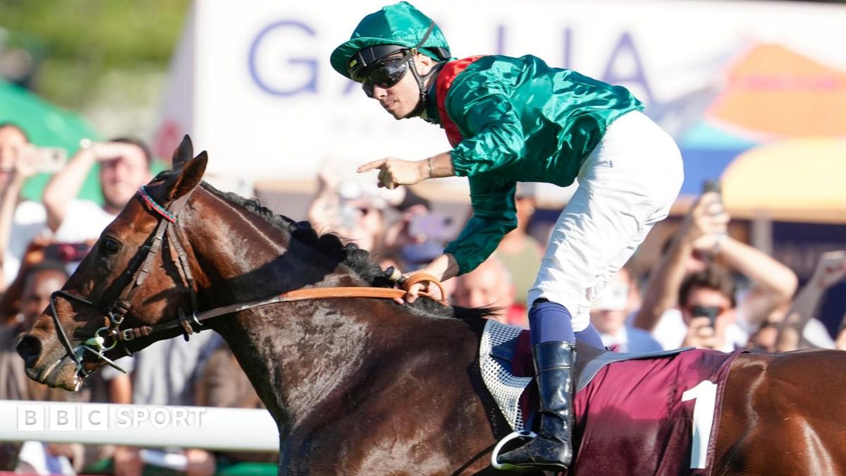 Daryz claims rare back-to-back success in the Arc