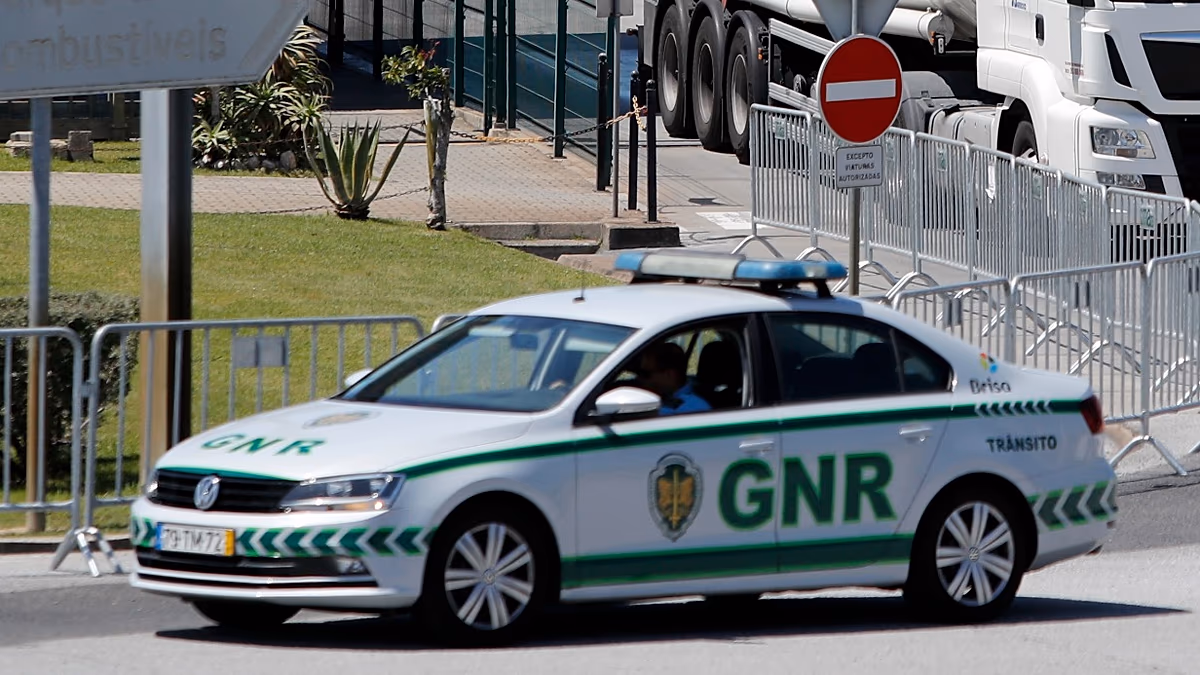 Portuguese court remands French couple in custody in abandoned children case