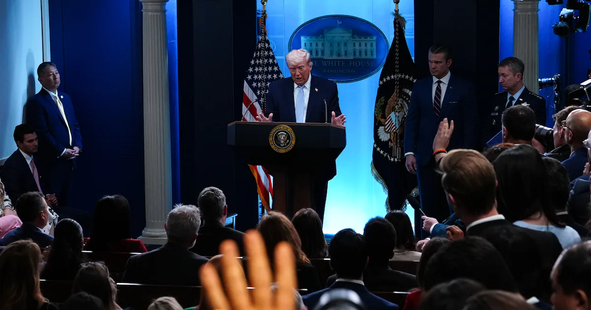 Federal judge finds Pentagon is violating court order to restore access to reporters