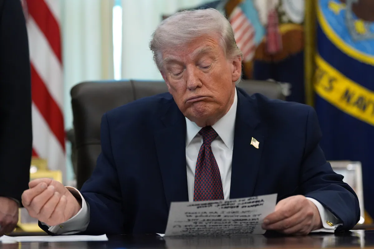 Trump asegura que se plantea 'seriamente' retirar a Estados Unidos de la OTAN