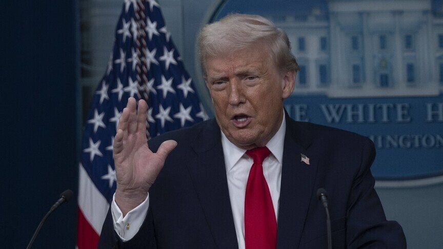 Trump says Iran ceasefire on ‘massive life support,’ blasts Tehran's response as ‘piece of garbage’