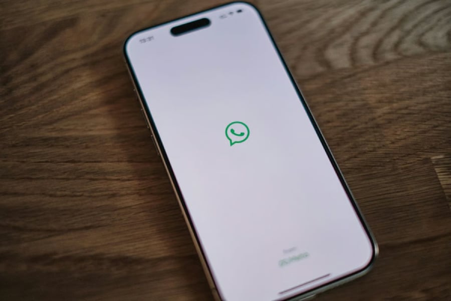 EU Orders Meta to Reopen WhatsApp to AI Rivals
