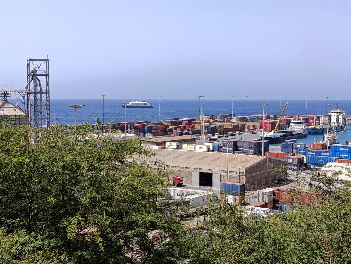 Seven cases of hantavirus confirmed or suspected on stranded cruise ship