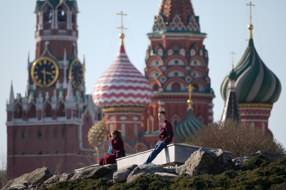 Russia expels British diplomat over spying allegations
