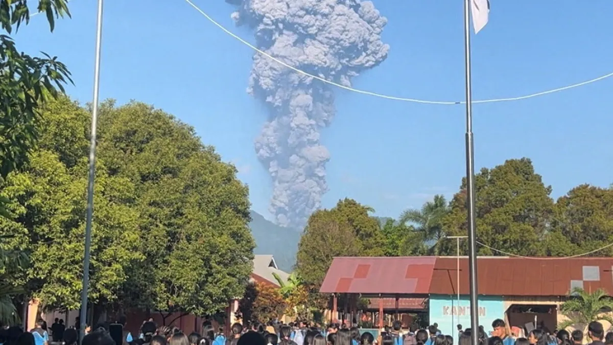 Indonesia volcano kills three hikers, two remain unaccounted for
