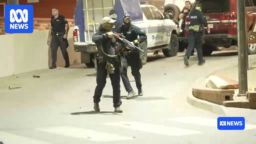 Violence erupts as rioters clash with police outside Alice Springs Hospital