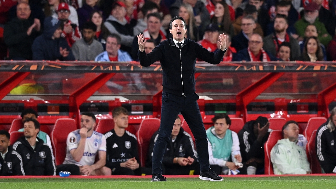 'VAR, where are you?' – Emery confused as Anderson avoids red card in Europa League semi-final