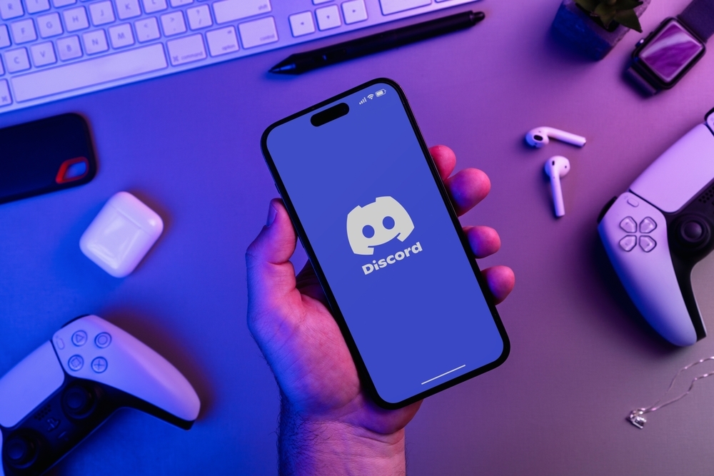 Excessive social media is bad for you, study finds