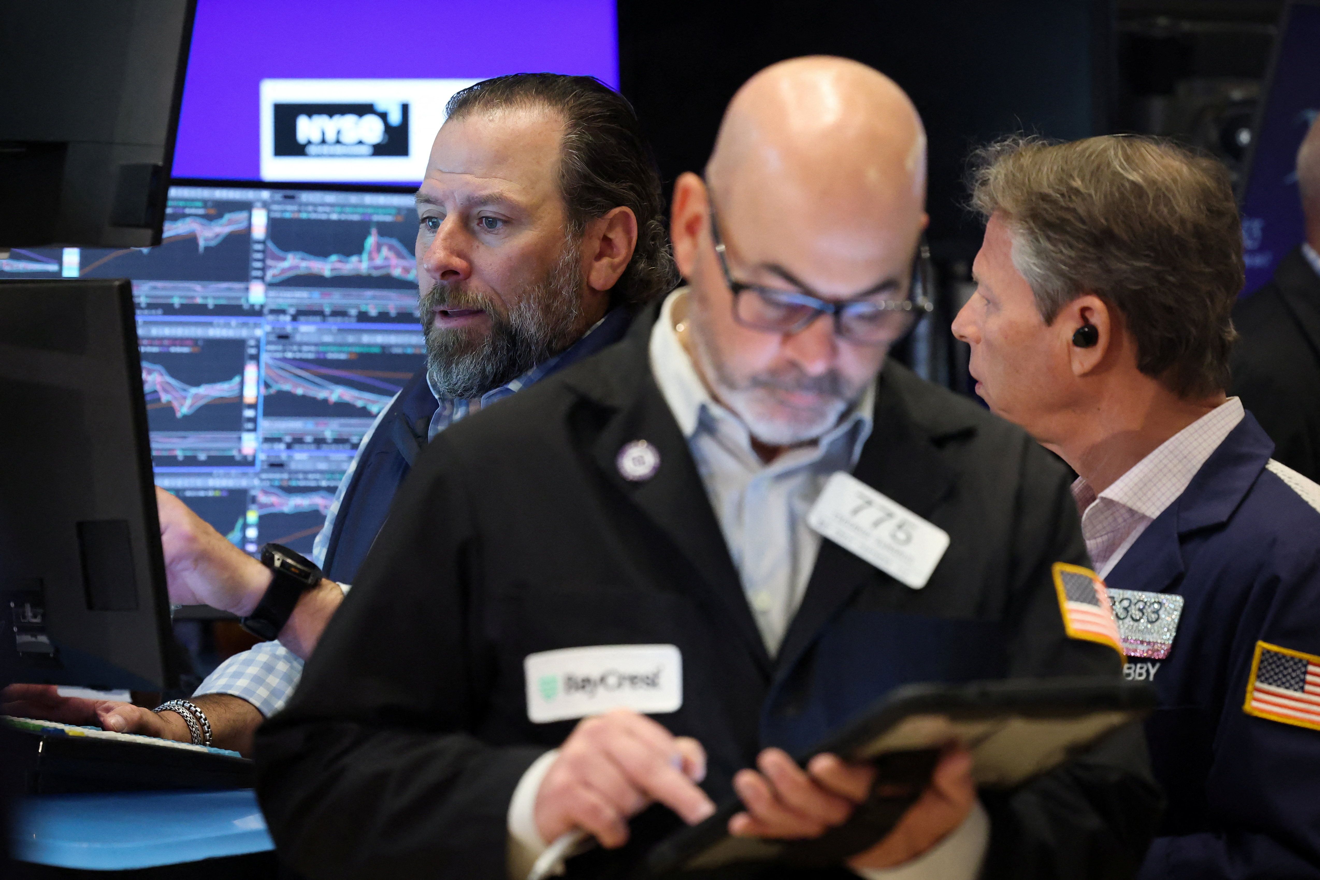 Nasdaq, S&P 500 end lower on renewed AI growth worries ahead of big tech earnings
