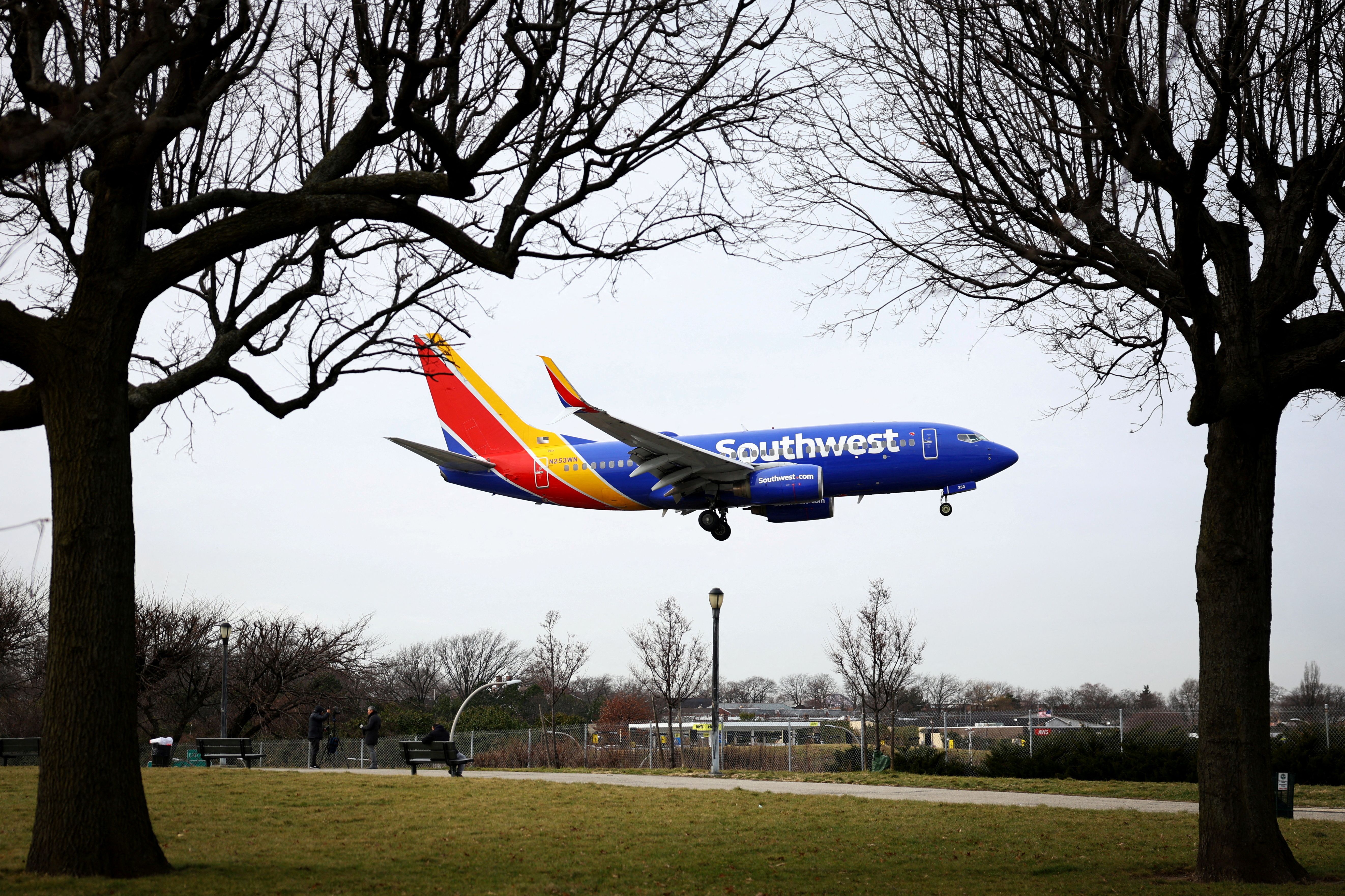 Southwest eyes deeper revamp; MAX 7 service seen in 2027