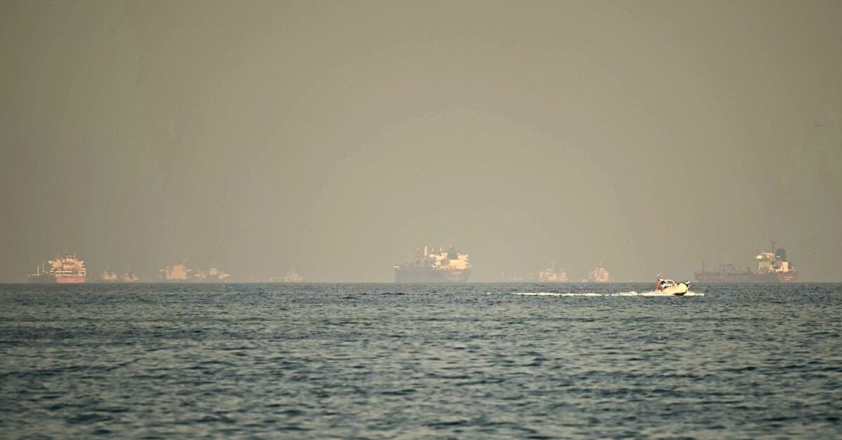 Dilemma over crossings as fate of Hormuz ships remains uncertain