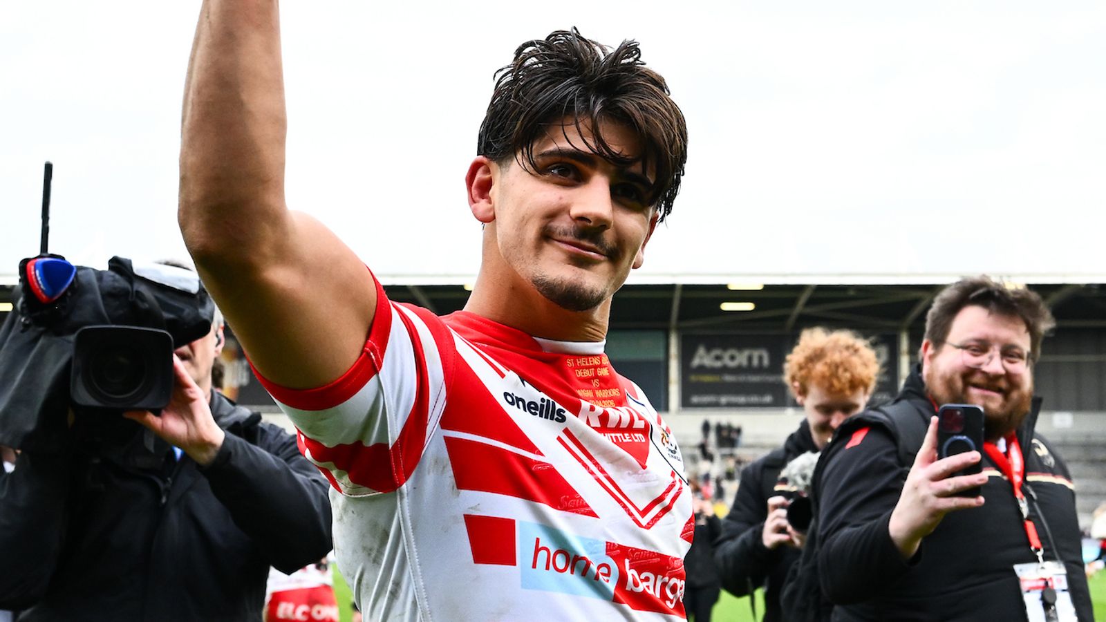 Bill Leyland writes his name into St Helens folklore: How a one-week loan and two tries gave Hull KR hooker hero status on Good Friday