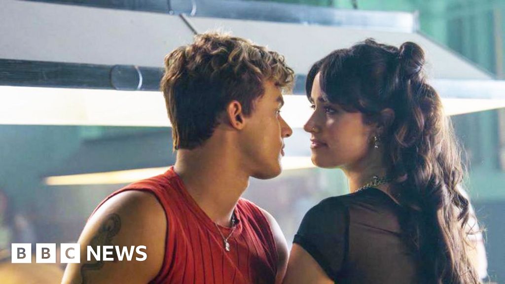 'It's easy to romanticise toxicity' says star of film about step-siblings' romance