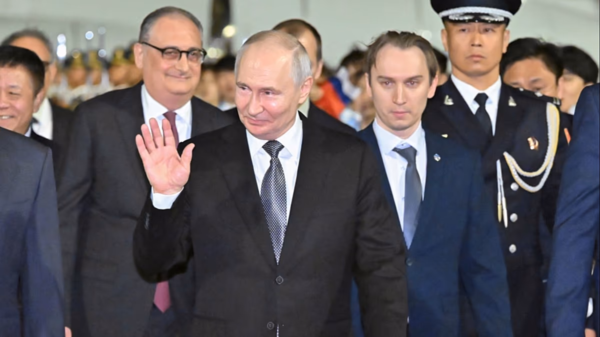Putin arrives in China for talks with Xi Jinping less than one week after high-stakes Trump visit