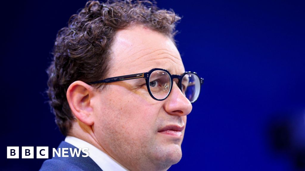 Anthropic boss rejects Pentagon demand to drop AI safeguards