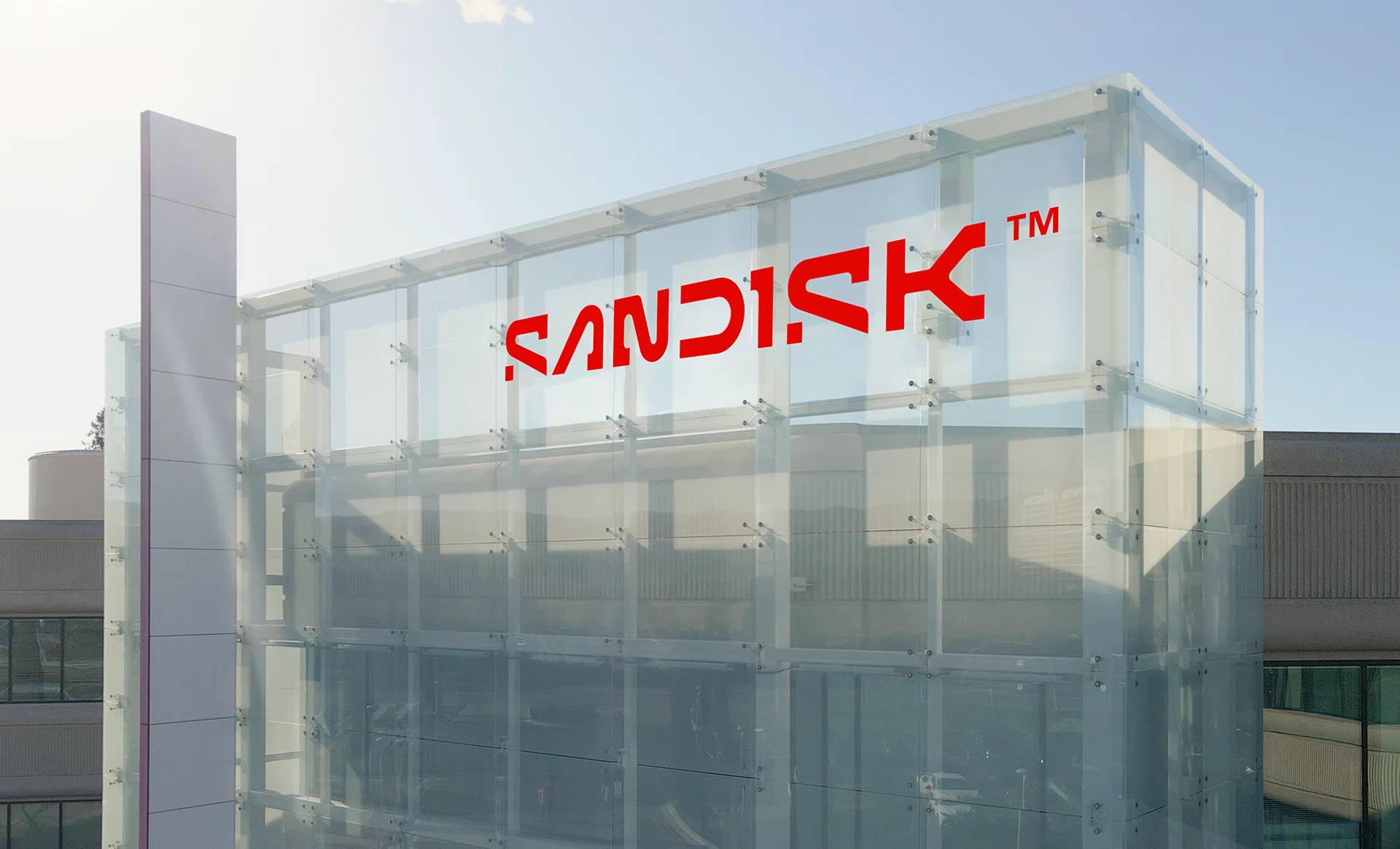 Sandisk has thumping quarter on AI boom, secures long-term contracts and unveils big buyback