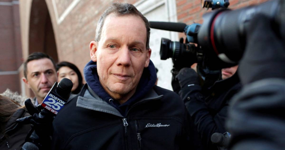 Convicted former Harvard scientist rebuilds brain computer lab in China