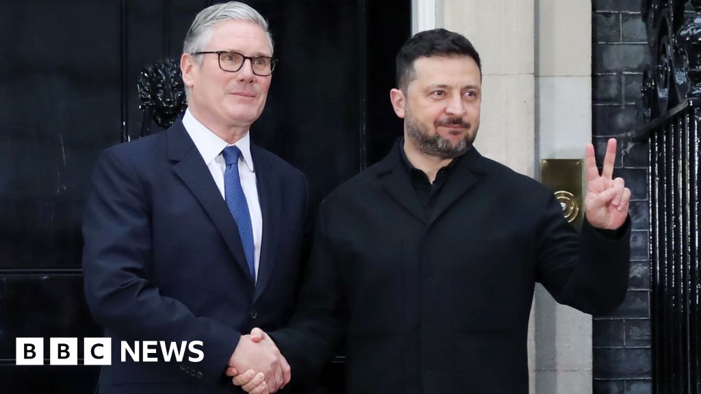 Zelensky criticises 'vile' Chornobyl drone strike ahead of London talks