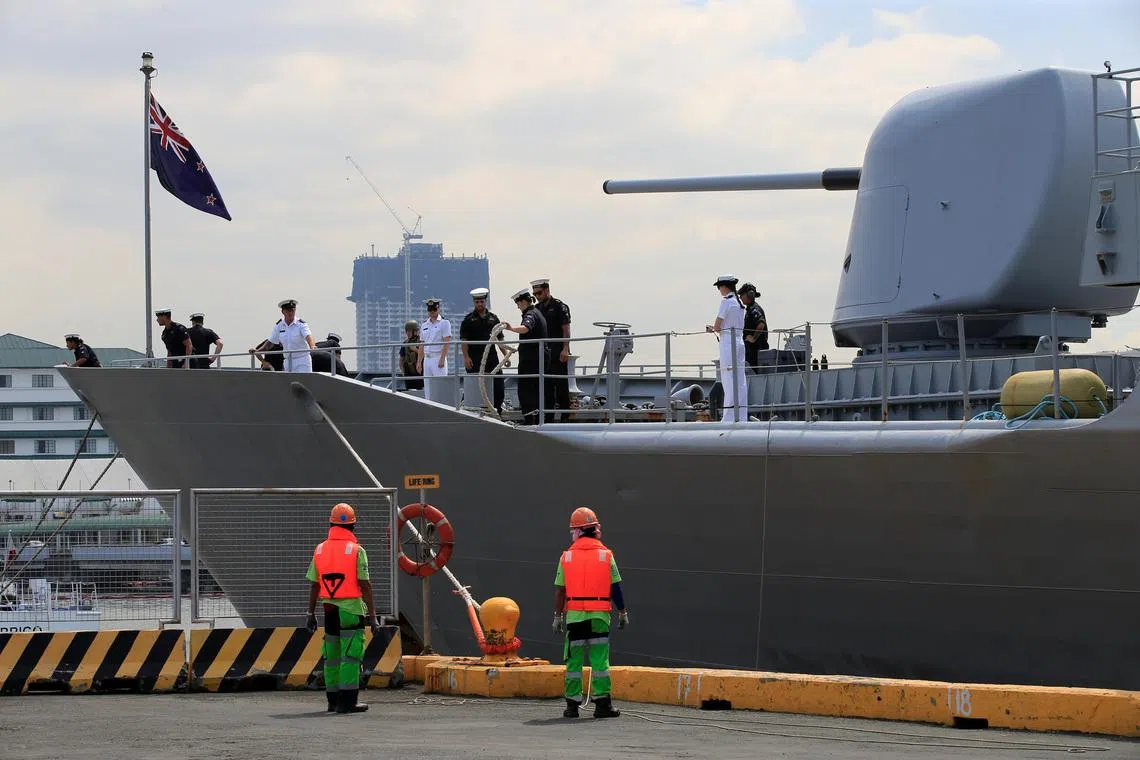 New Zealand begins discussion with Australia, Britain on replacing frigates
