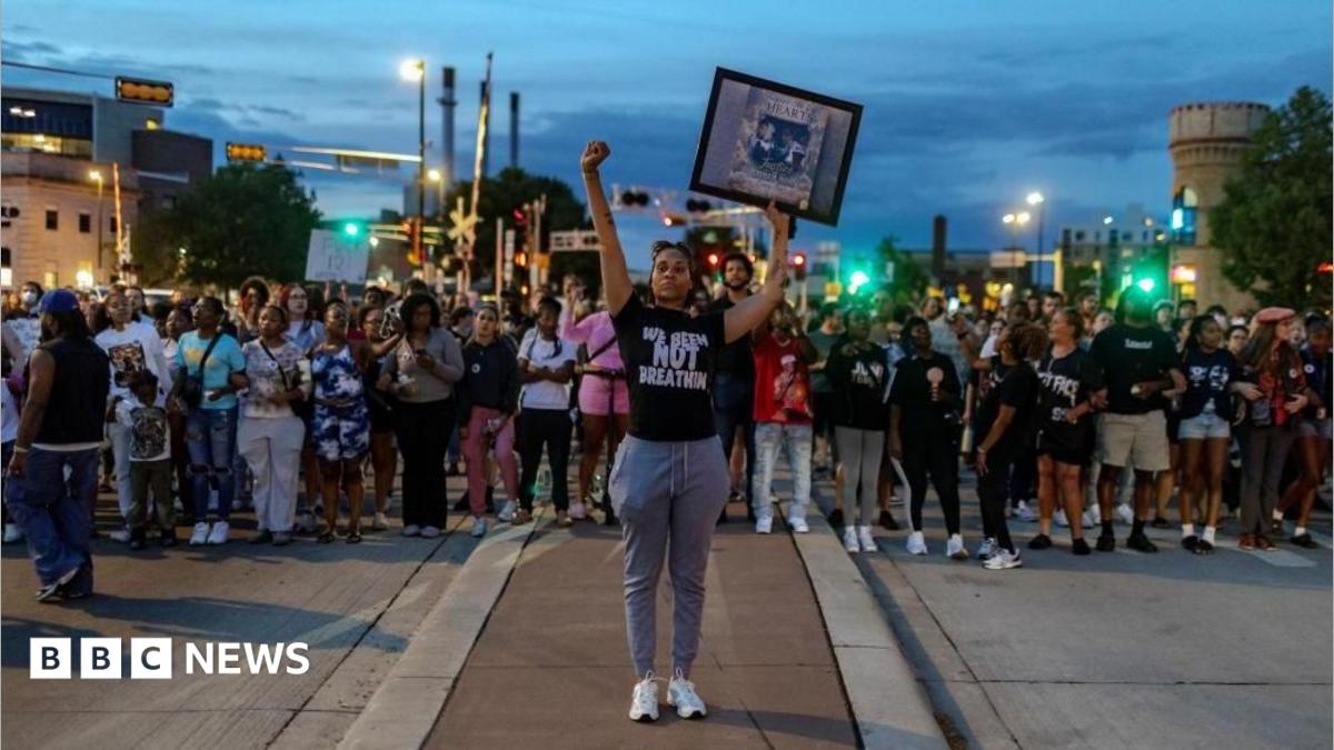 Wisconsin officials open investigation into fatal police shooting