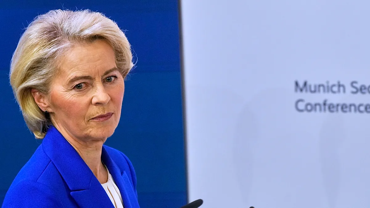 Von der Leyen calls for a 'credible transition' in Iran