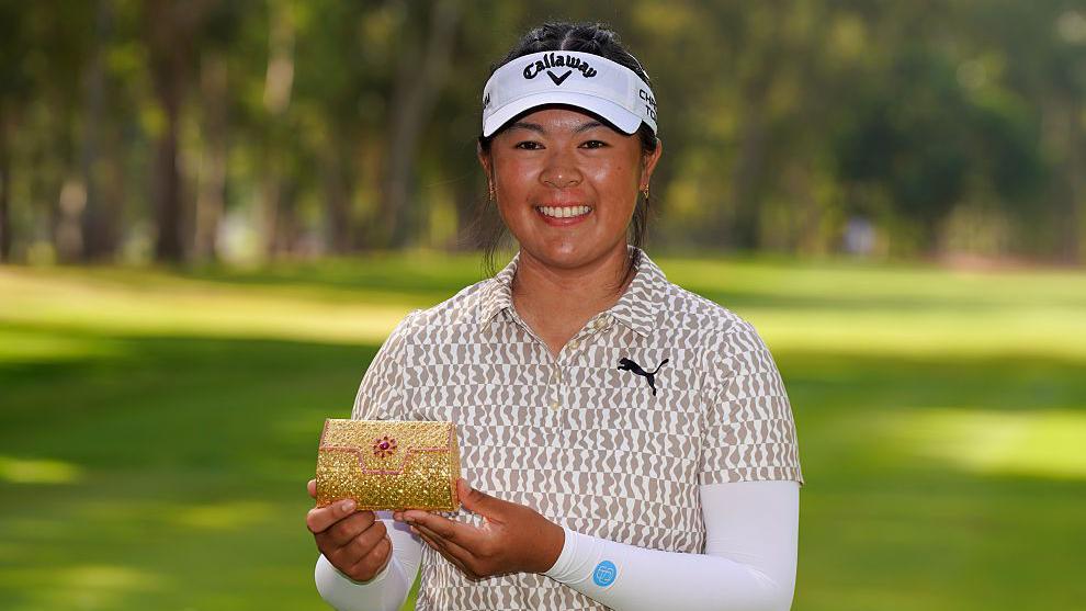 Huang, 17, makes LET history with Morocco victory