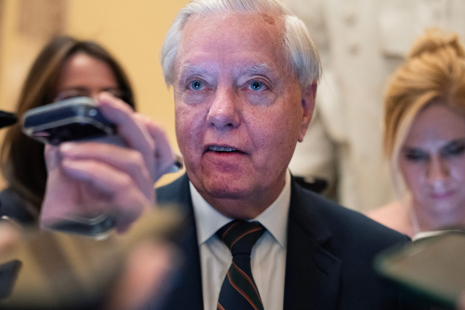 Budget resolution to unlock immigration funds adopted in Senate