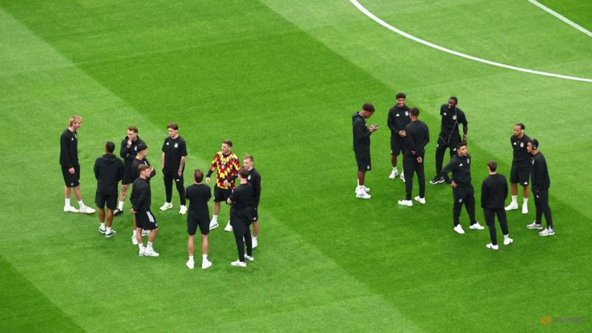 Keeper Neuer makes Germany return, Musiala in starting lineup against Curacao