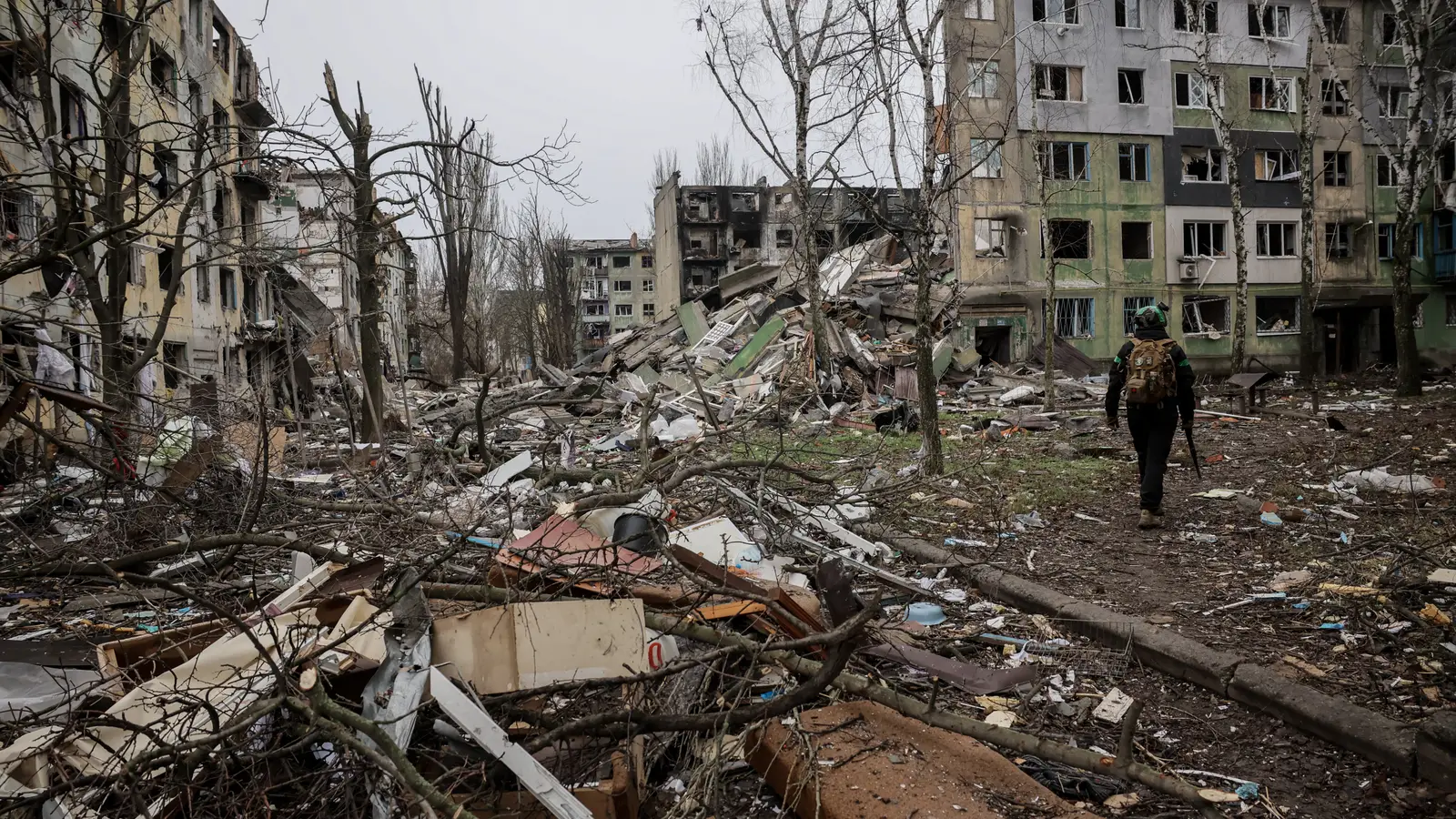 Ukraine Strikes Oil Terminal, Planes and Ships in an Array of Strikes Inside Russia