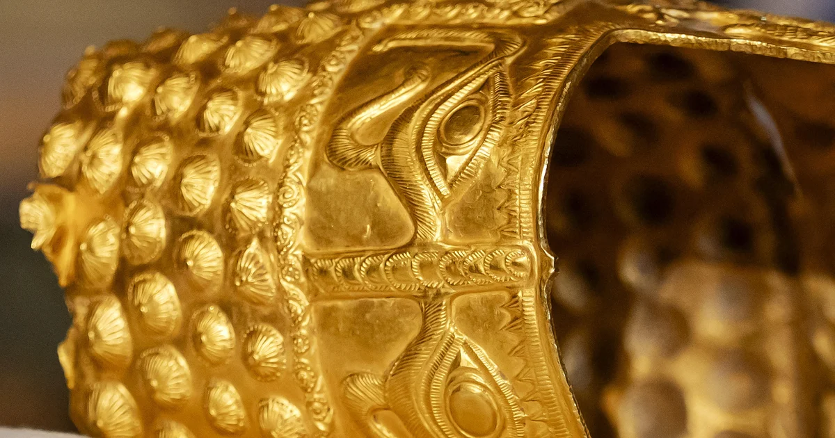 2,500-year-old golden helmet found over a year after it was stolen from Dutch museum, art detective says