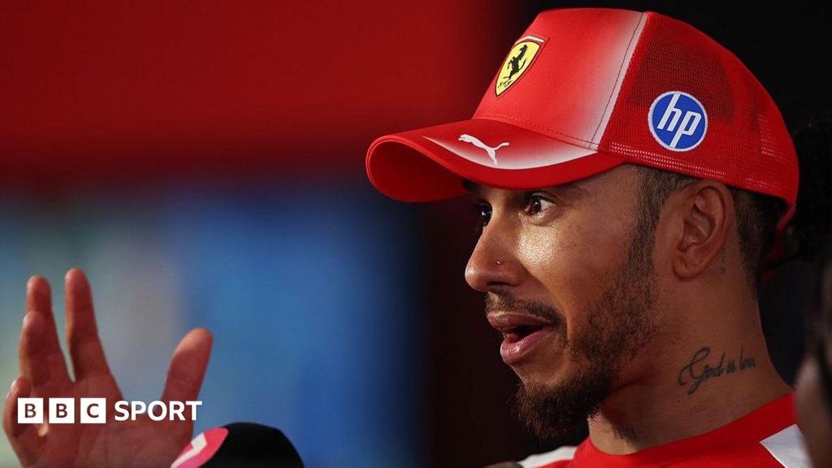 Hamilton bemused after glitch turns F1 into 'Lego race'