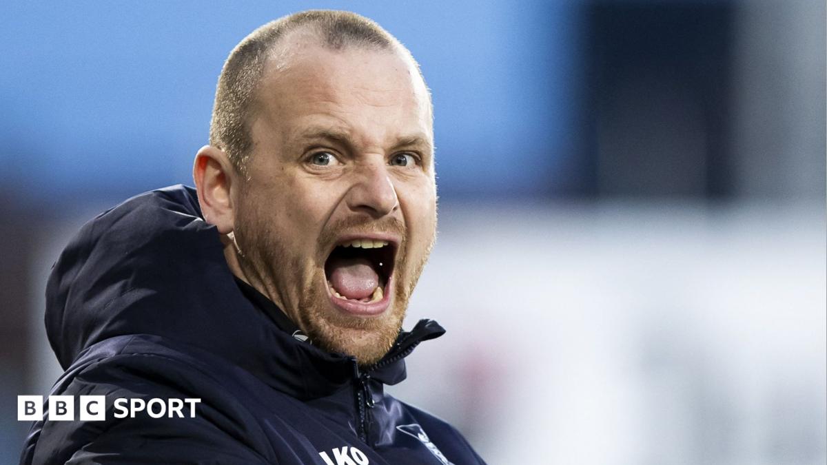 Hibs appoint Dutchman Reedijk as new manager