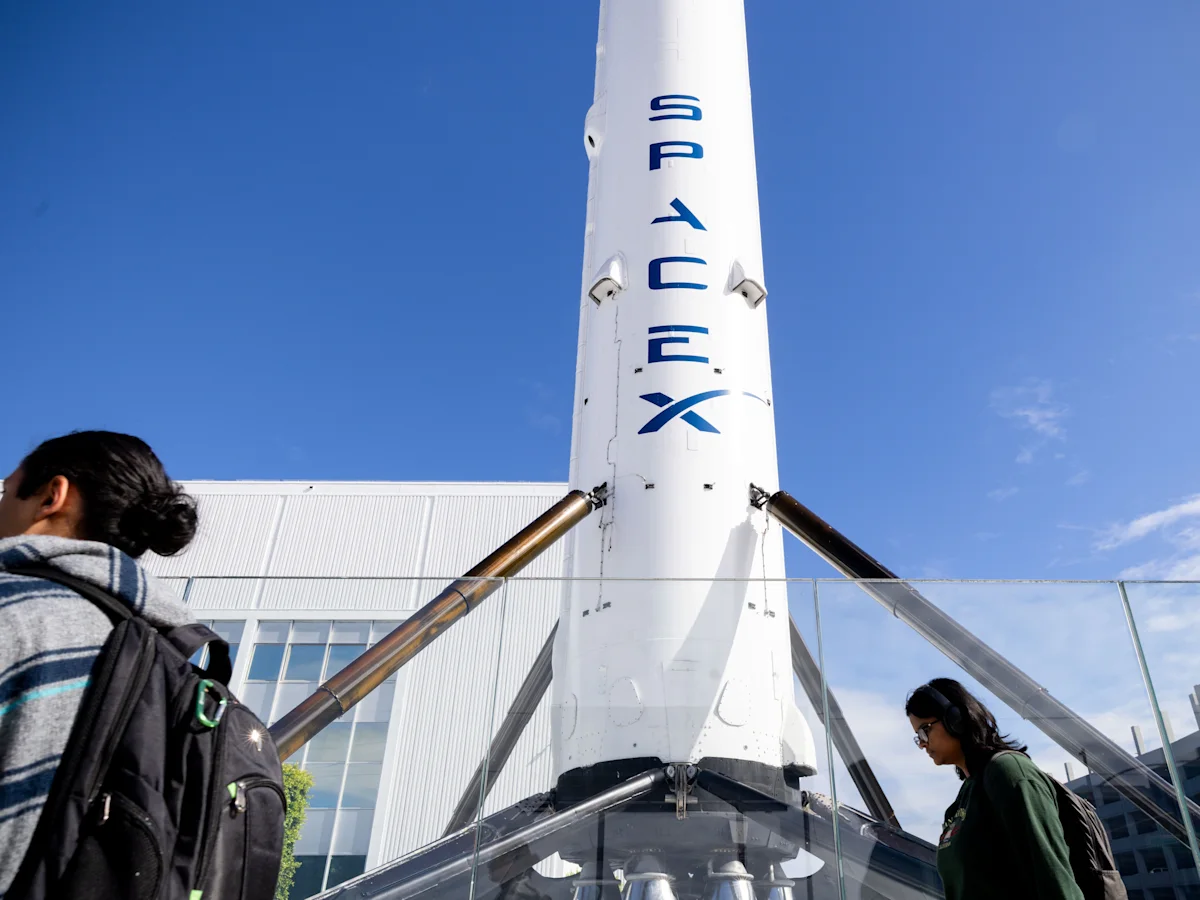 SpaceX details how retail investors can buy into its IPO