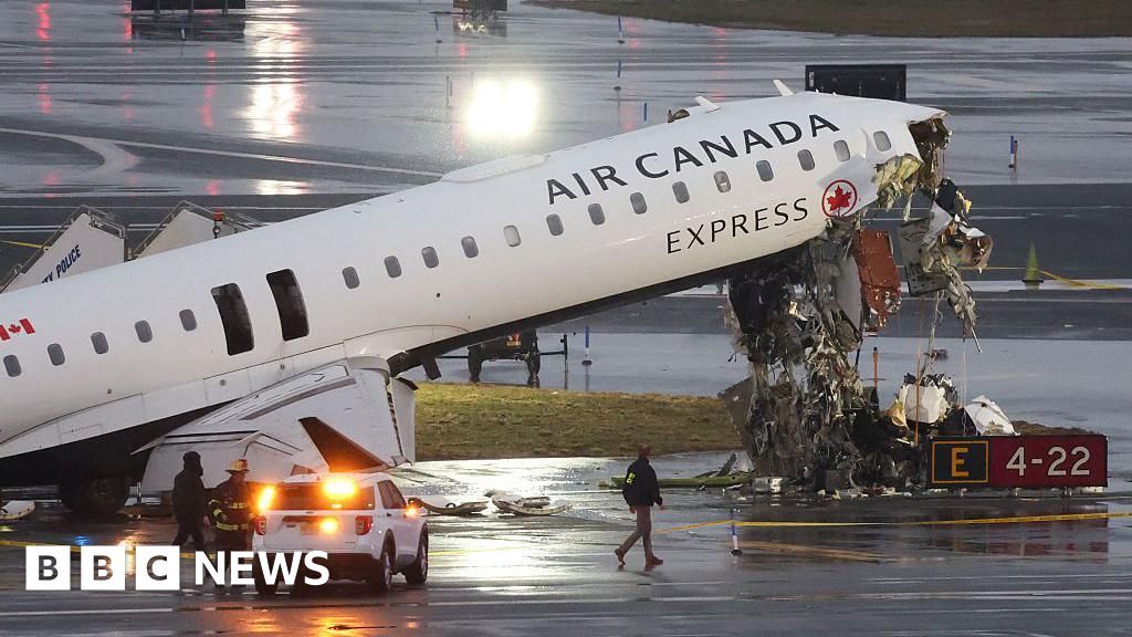 What we know about the LaGuardia Airport crash