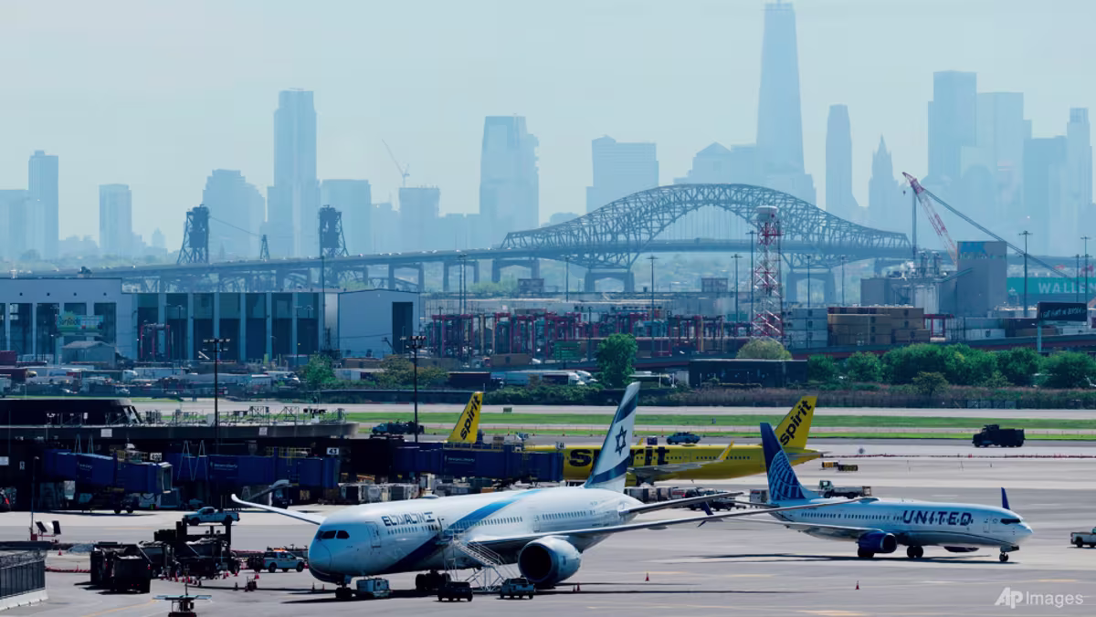 Airline chiefs grapple with fuel shock, fare test at Rio summit