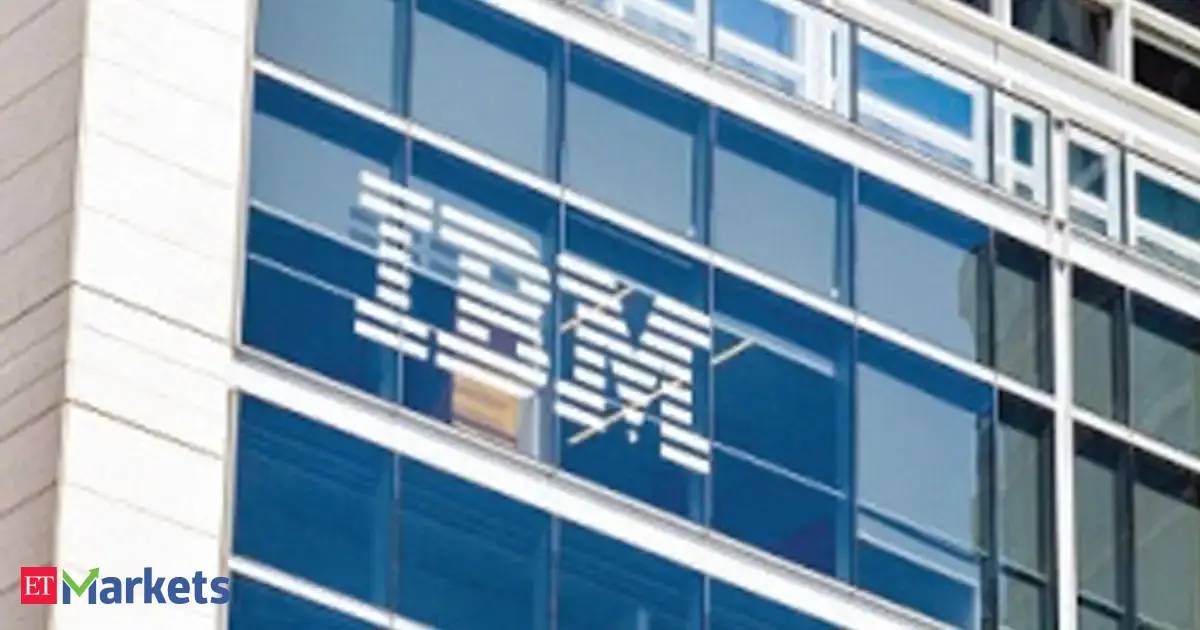 IBM revenue growth slows on AI worries; shares fall