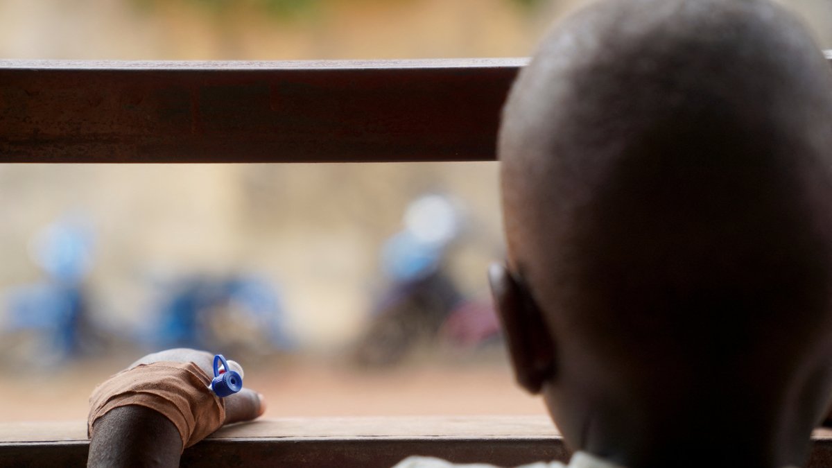 US health aid overhaul raises new fears for HIV, malaria lifelines