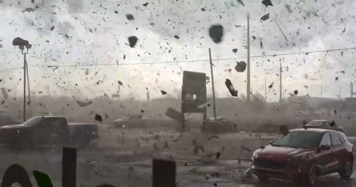 Powerful storms spark reported tornadoes, damage buildings in SW Michigan