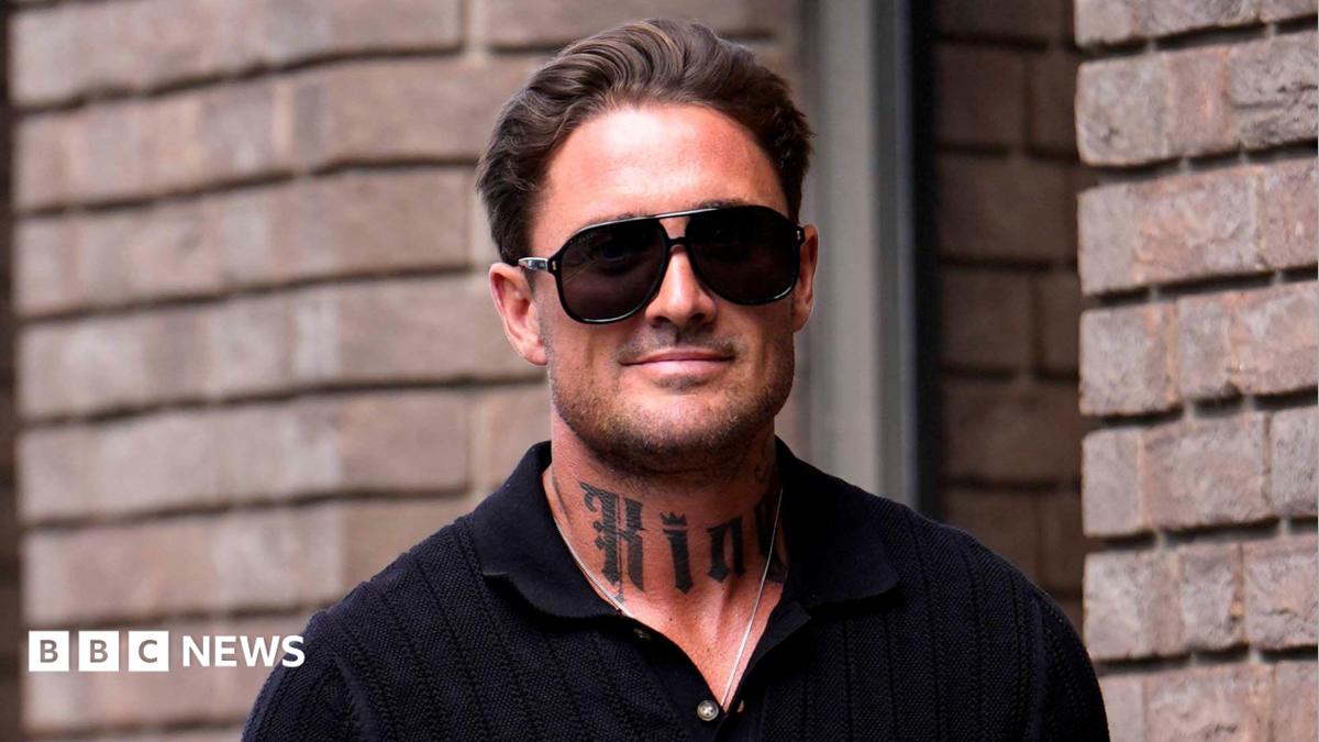 Stephen Bear jailed over sex offender breaches