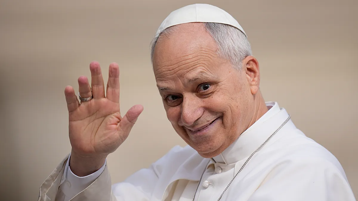 Trump lambasts Pope Leo XIV in ongoing feud over Iran war