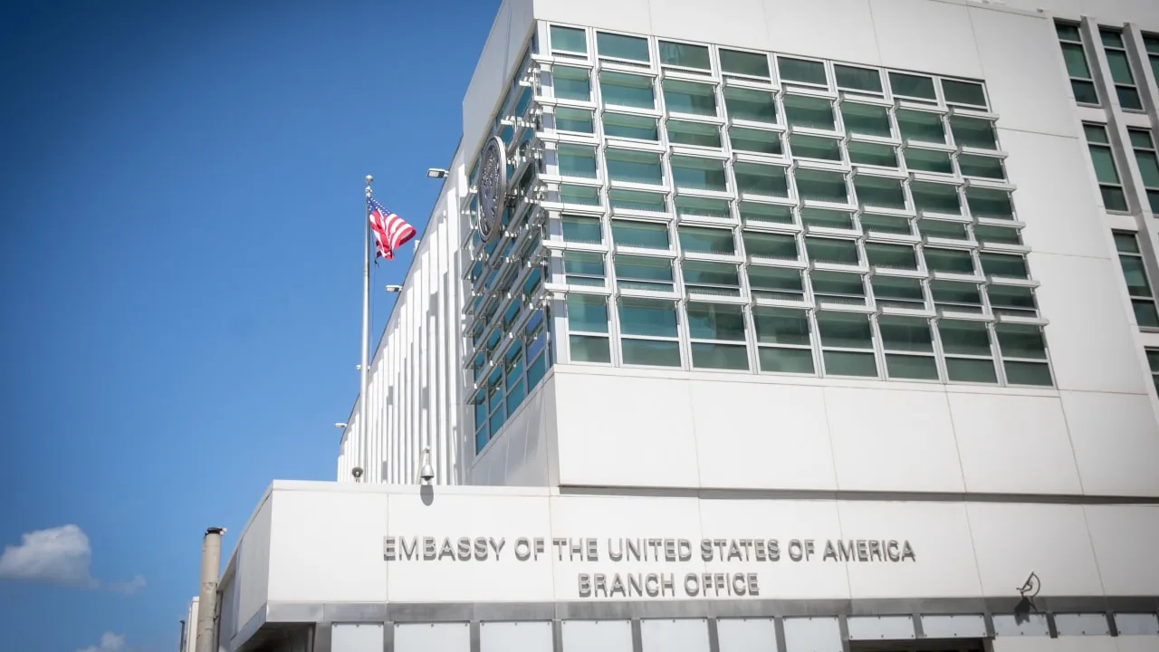 US charter flight bringing Americans from Middle East