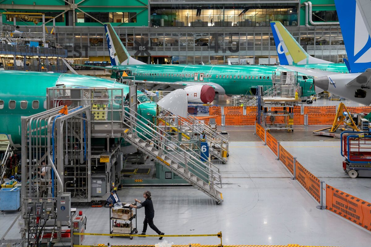Boeing Wins 200-Jet Plane Order From China, Trump Says
