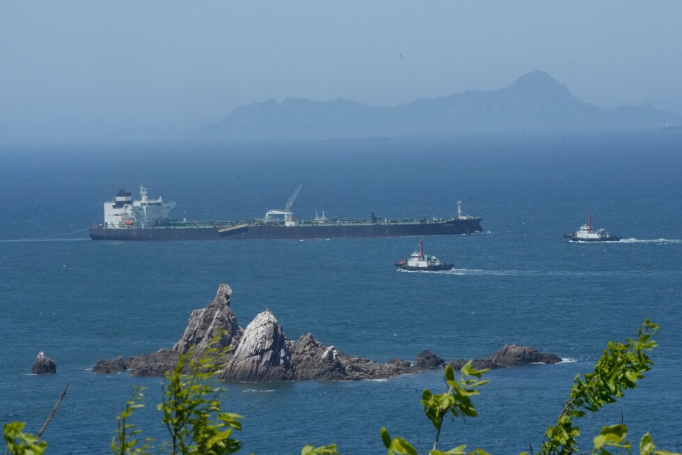 Oil tanker arrives in South Korea after passing through the Strait of Hormuz in mid-April