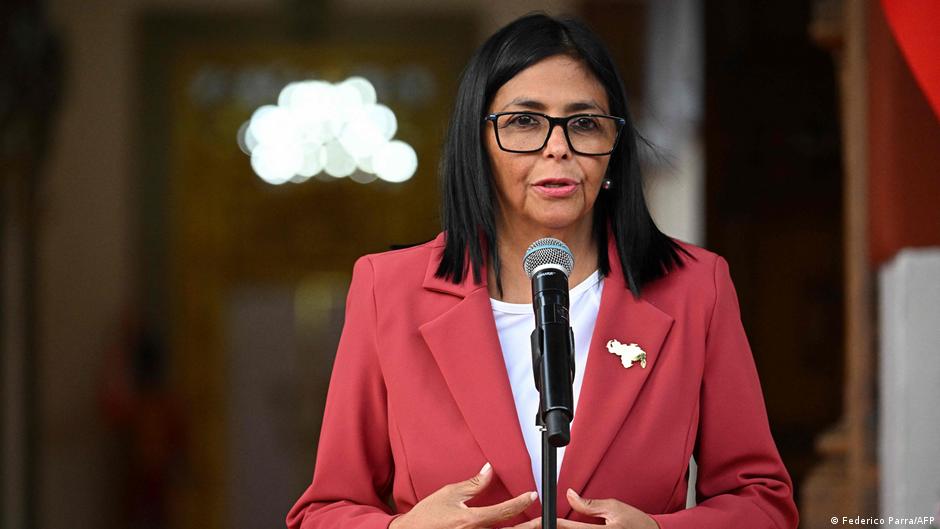 Venezuela firma acuerdo para recuperar sistema eléctrico