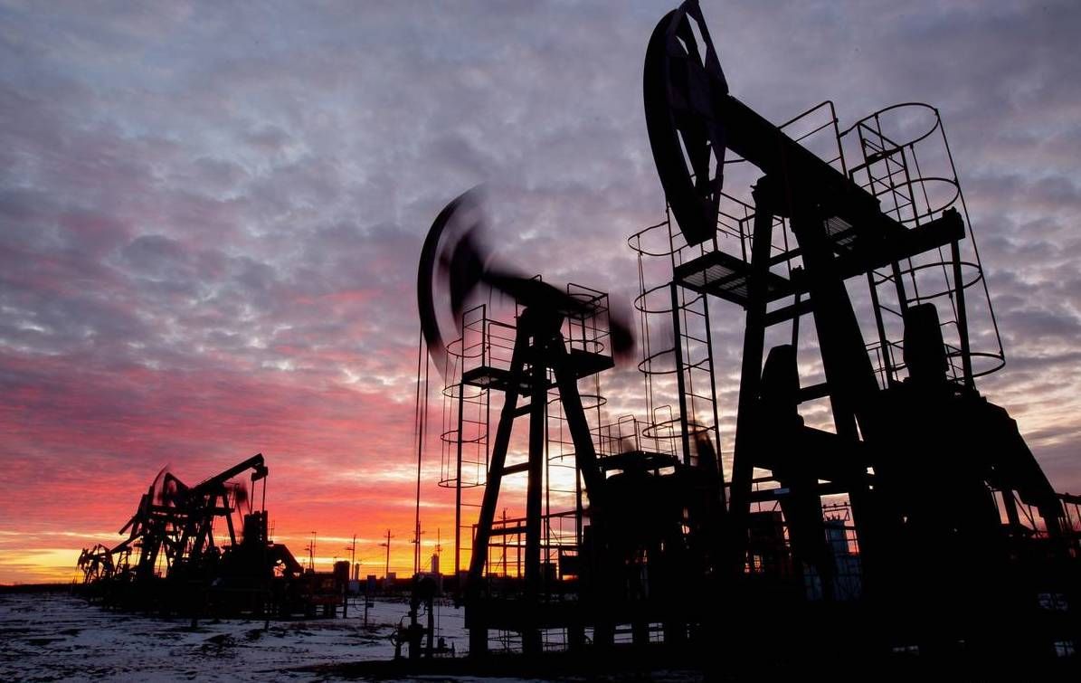 Oil jumps as US and Iran disagree on peace proposal