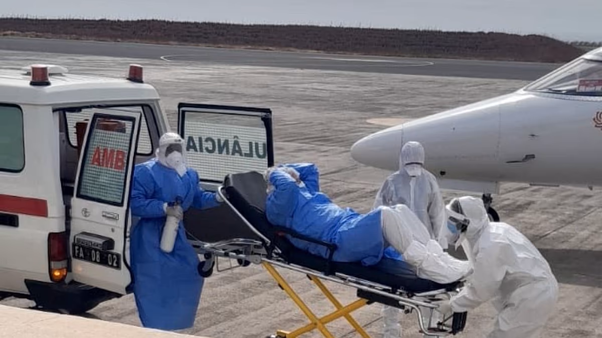 Hantavirus outbreak: Medical aircraft travelling to the Netherlands with all infected patients