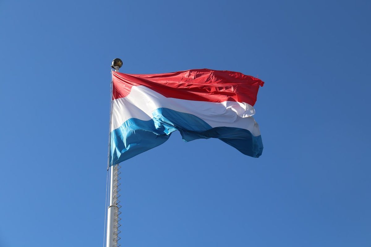 Dutch Intelligence Warns Of Russian Hackers Targeting Signal And WhatsApp