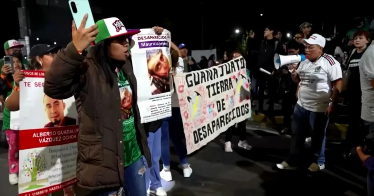 Famílias de desaparecidos protestam no México em meio à abertura da Copa
